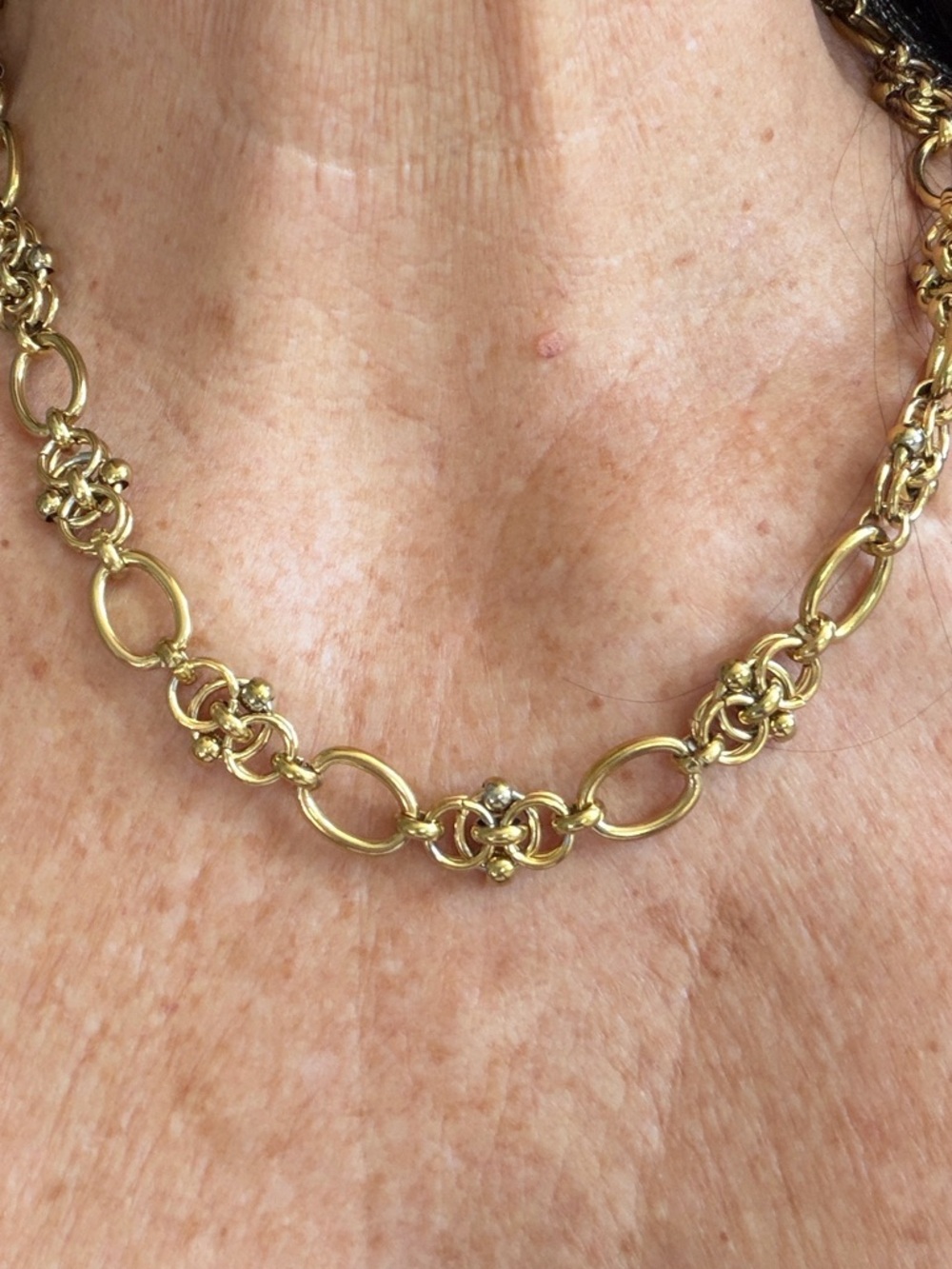 Unique & Stunning vintage like chocker length Gold plated Link Necklace NWOT